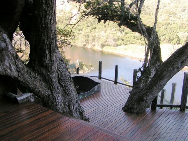 Red Gum Stepped Deck with Jacuzi.jpg